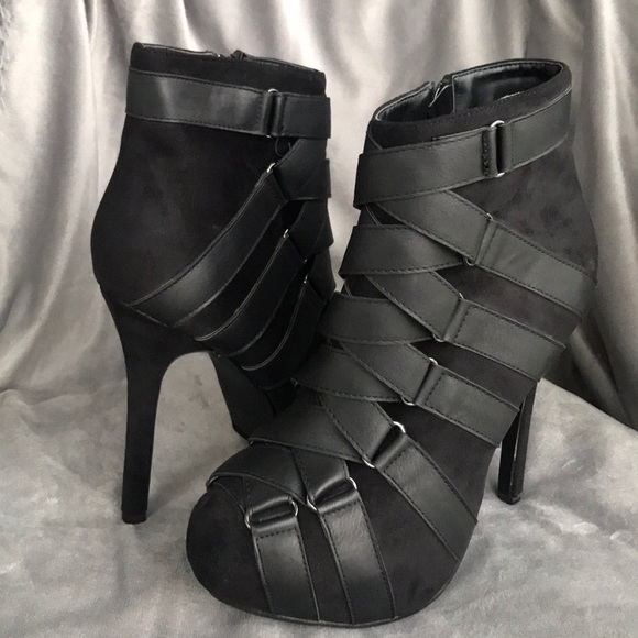 Hot Topic Shoes - BlackHeart black stiletto ankle booties